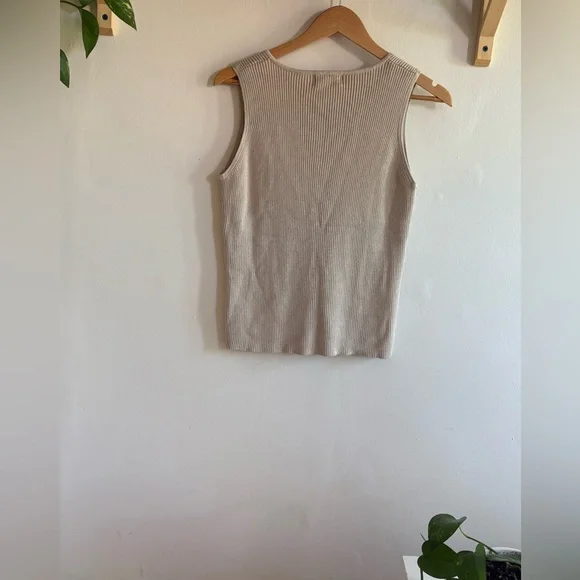 ✨Vintage Emilie Knit Top✨ - size M - Picture 4 of 5